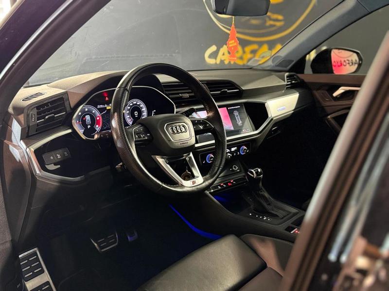 Audi Q3 35 Tdi s-Line 2.0 s-Tronic 7 150ch Boîte auto Toit ouvrant, Caméra de recul, Sièges chauffants