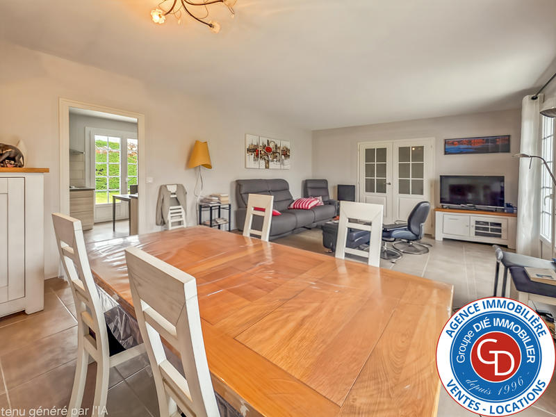 Maison - 120 m² - 6 pièces