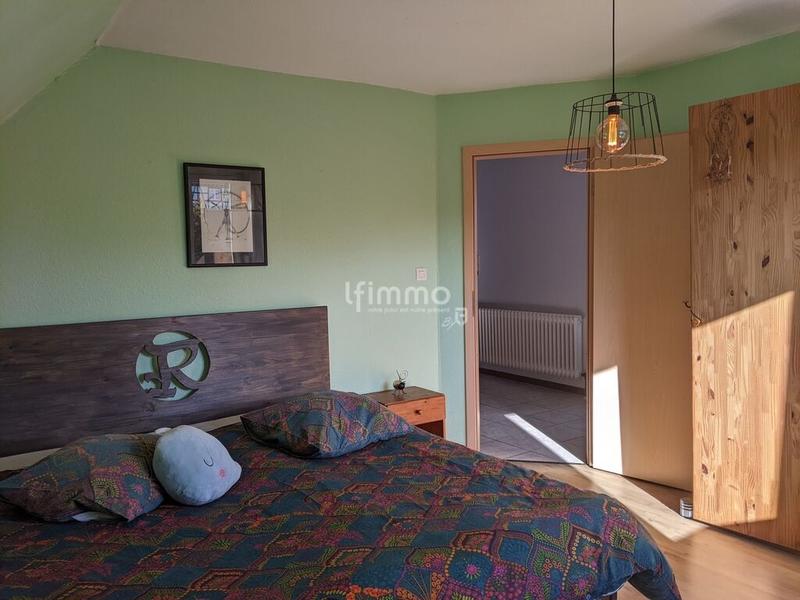 Maison - 180 m² - 8 pièces