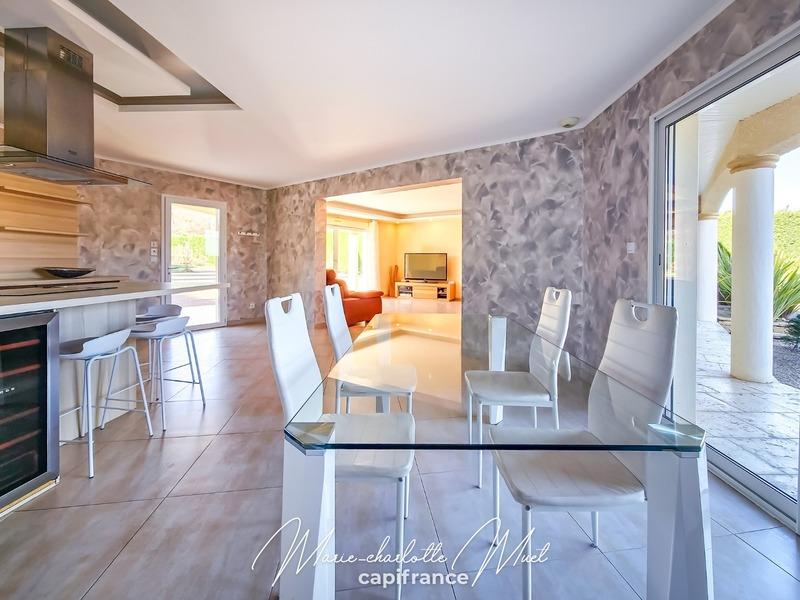 Maison - 135 m² - 4 pièces