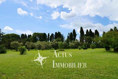 Maison - 255 m² - 8 pièces