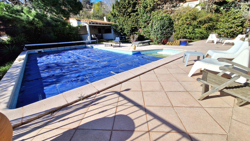 Villa - 200 m² - 5 pièces