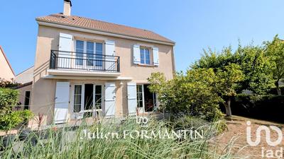 Maison - 140 m² - 5 pièces