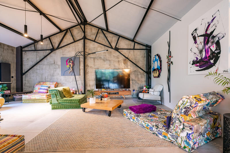 Maison - 389 m² - 10 pièces