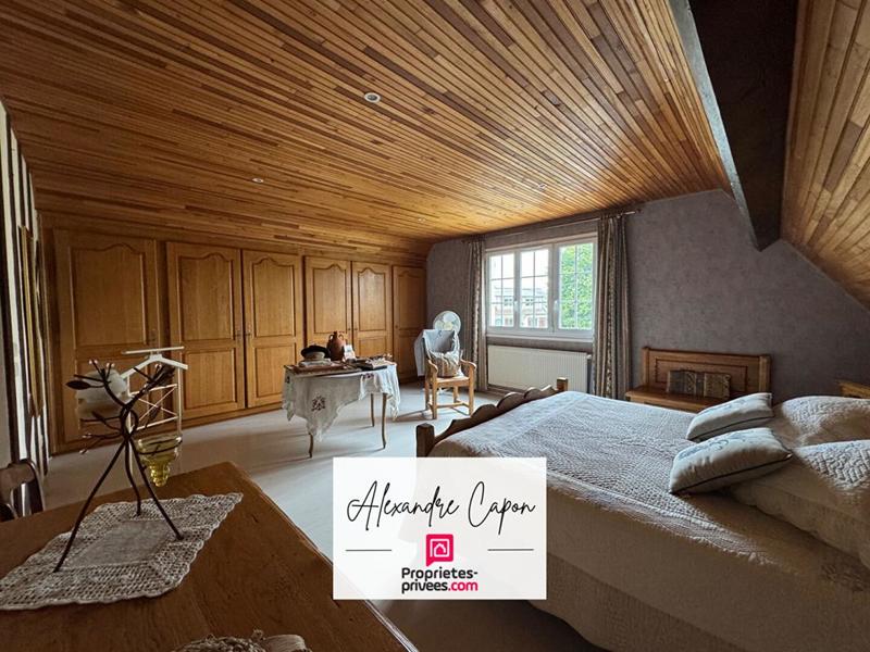 Maison - 163 m² - 8 pièces