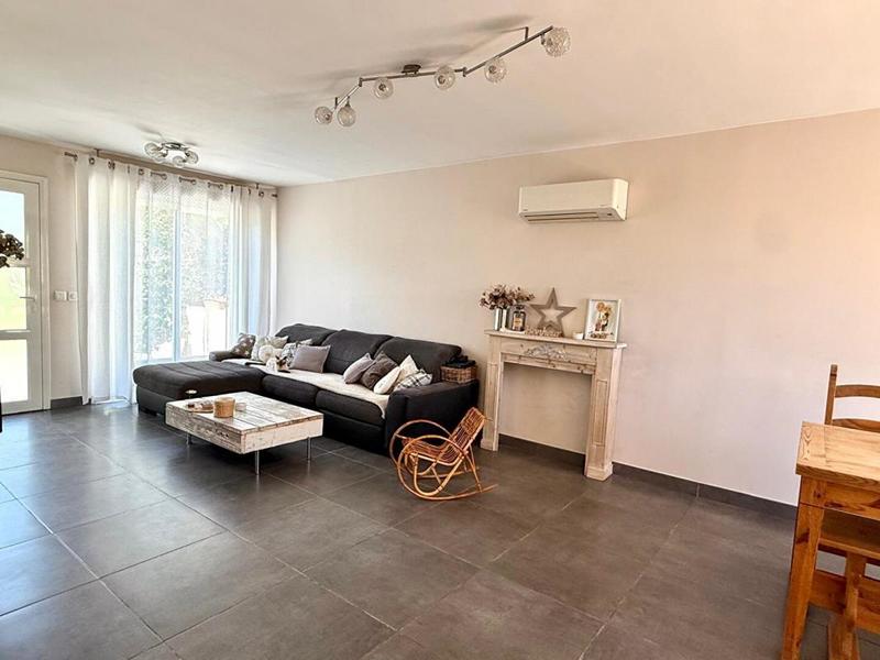 Villa - 96 m² - 5 pièces