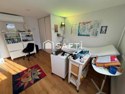 Maison - 130 m² - 6 pièces