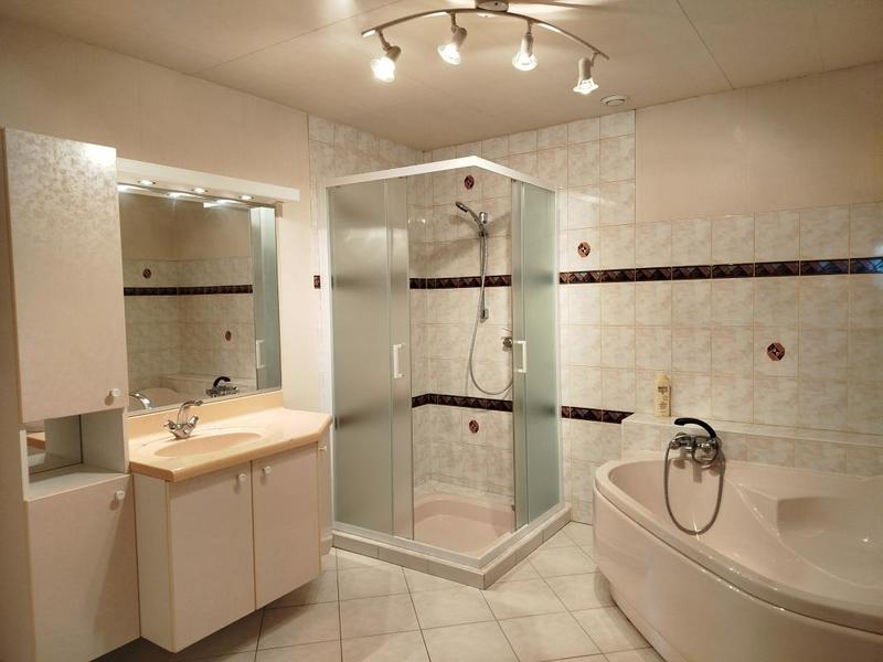 Maison de village - 103 m² - 7 pièces