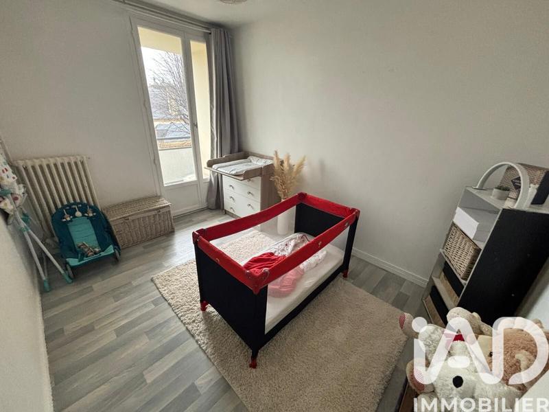 Appartement - 79 m² - 5 pièces