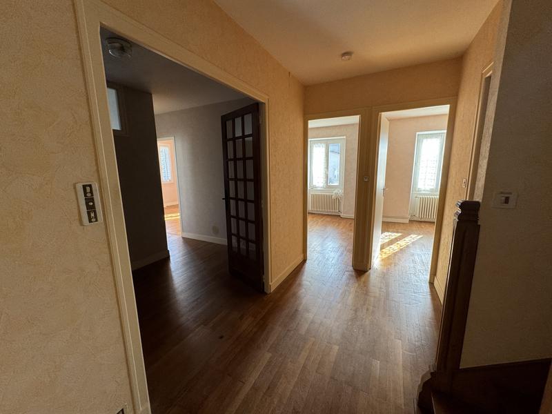 Maison - 170 m² - 7 pièces