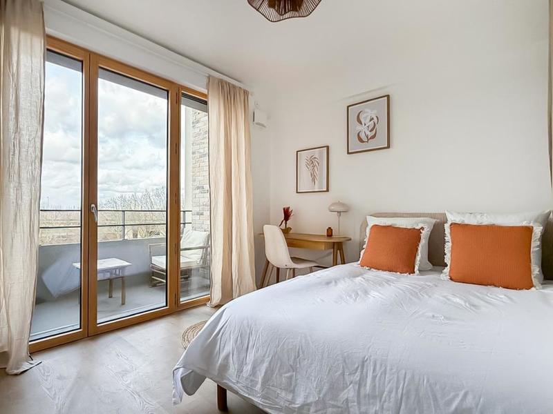 Chambre - 9 m² - 1 pièce