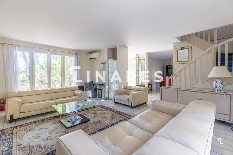 Maison - 134 m² - 4 pièces