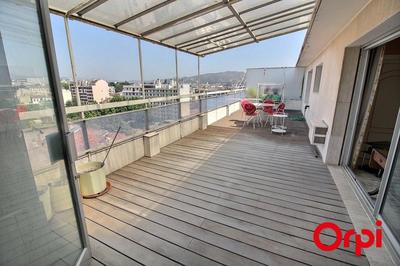 Penthouse - 153 m² - 4 pièces