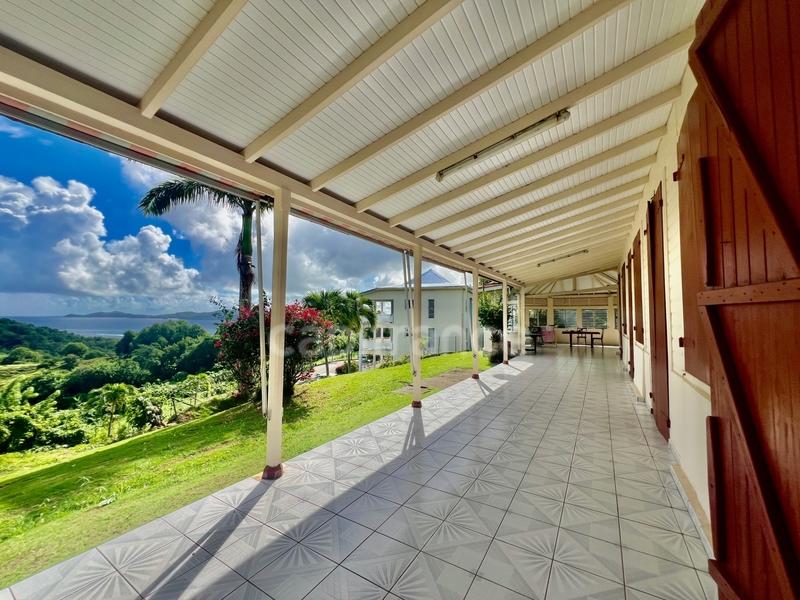 Propriété - 158 m² - 4 pièces