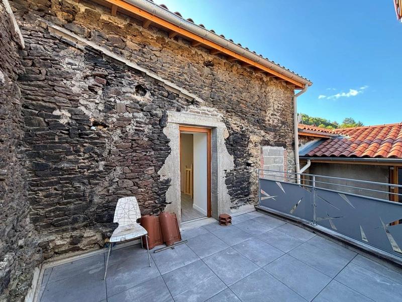 Maison - 90 m² - 4 pièces