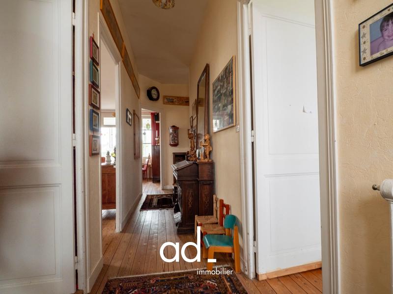 Maison ancienne - 180 m² - 8 pièces