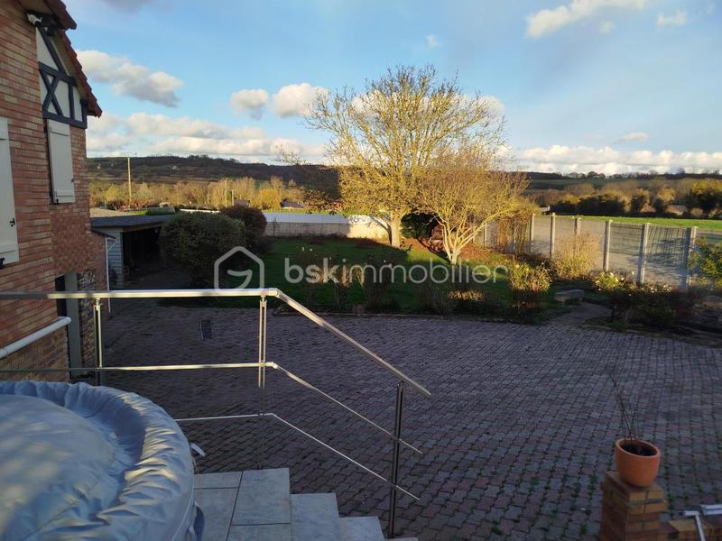 Maison traditionnelle - 127 m² - 6 pièces