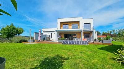 Maison - 161 m² - 6 pièces