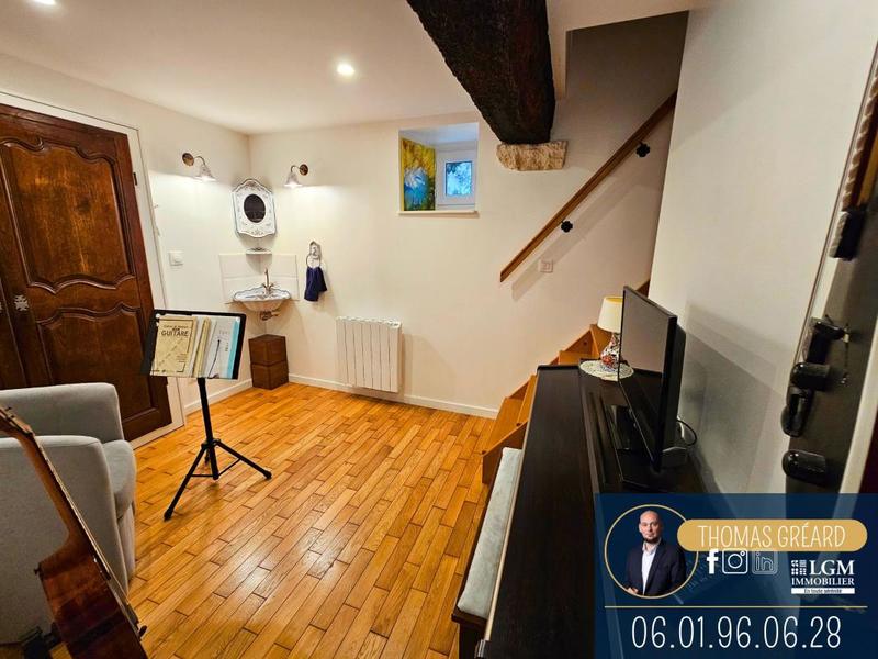 Maison - 470 m² - 18 pièces