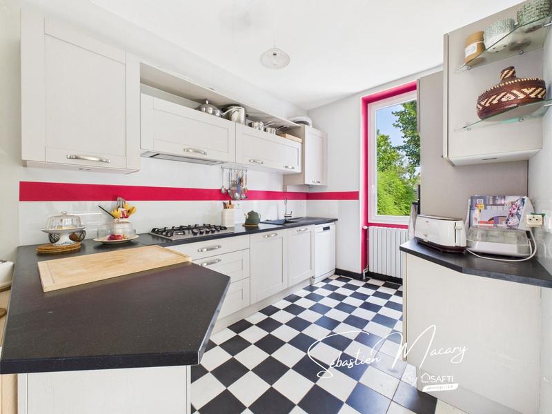 Maison - 108 m² - 5 pièces