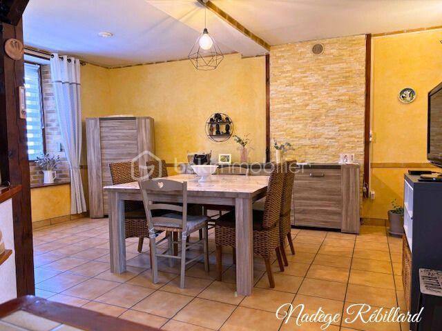 Maison ancienne - 260 m² - 9 pièces