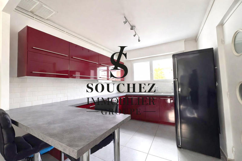Maison - 74 m² - 5 pièces