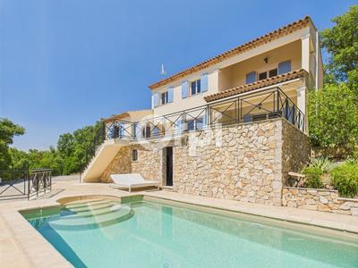 Villa - 155 m² - 5 pièces