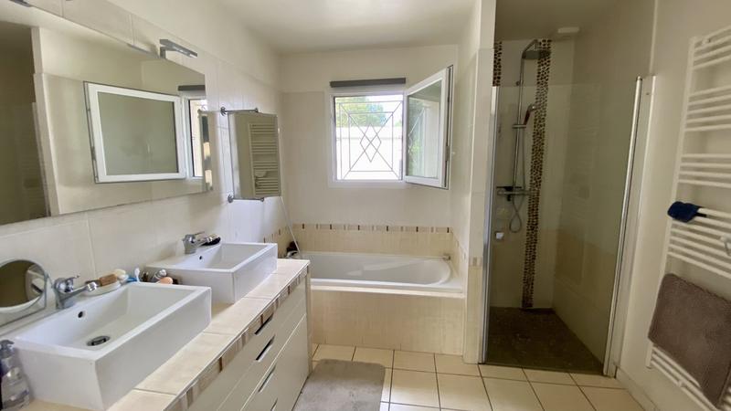 Maison - 112 m² - 5 pièces