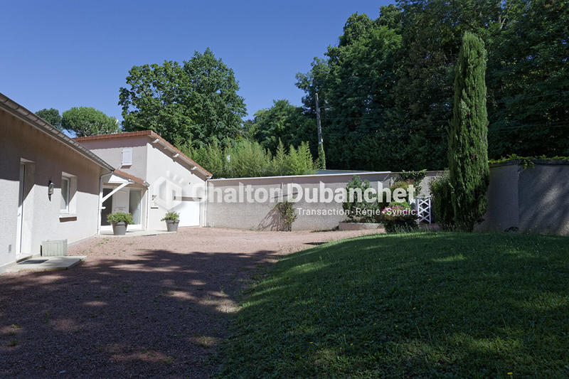Villa - 170 m² - 6 pièces