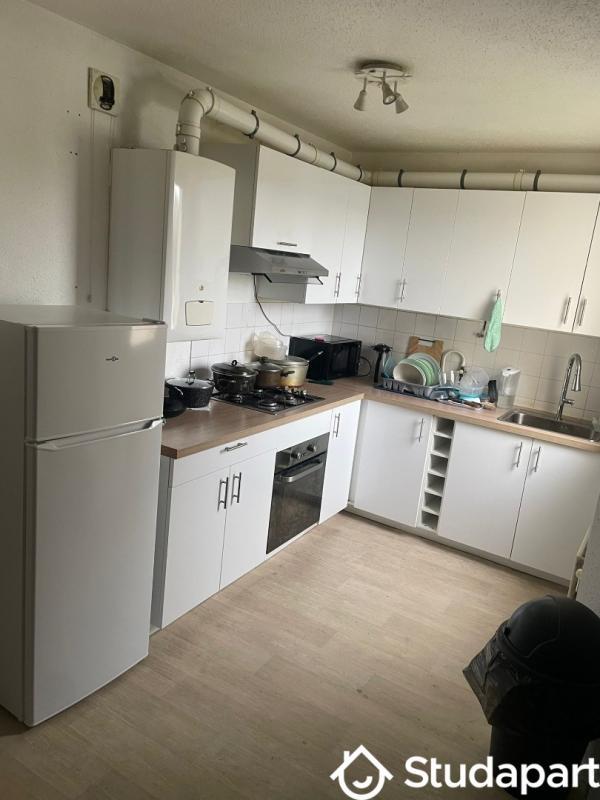 Chambre - 11 m² - 1 pièce