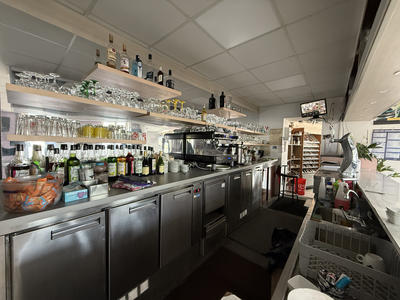 Local commercial - 407 m²