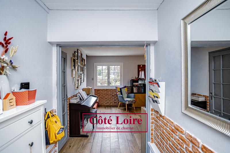 Maison - 300 m² - 11 pièces