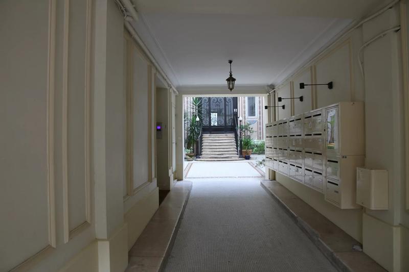 Fonds de commerce - 151 m²