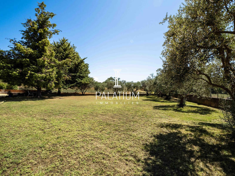 Maison - 236 m² - 7 pièces