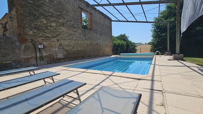 Maison - 330 m² - 9 pièces