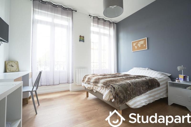 Chambre - 10 m² - 1 pièce