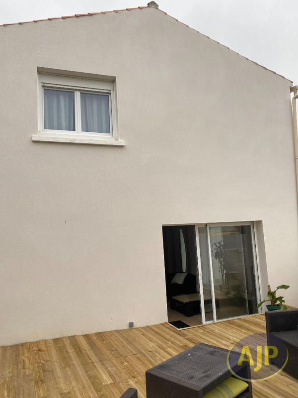 Maison - 110 m² - 5 pièces