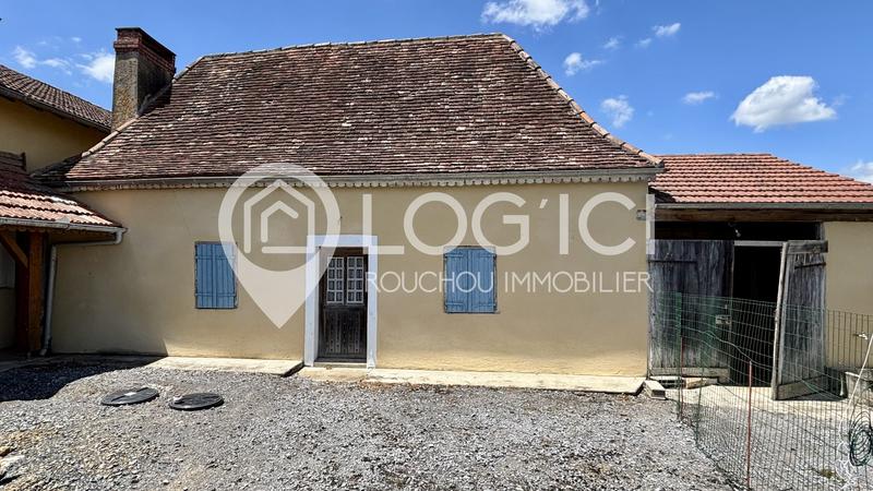 Maison - 225 m² - 8 pièces