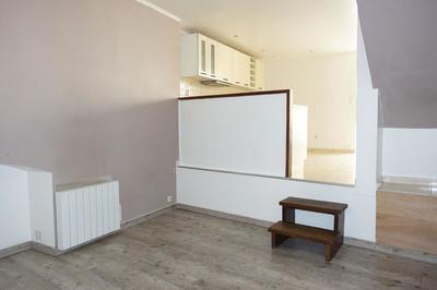 Maison de village - 64 m² - 4 pièces