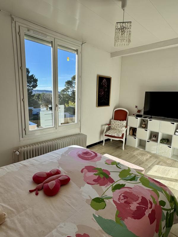 Maison - 137 m² - 5 pièces