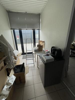 Local d'activités - 60 m² - 4 pièces