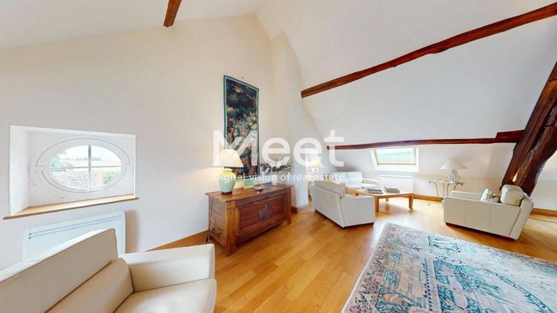 Maison - 561 m² - 15 pièces