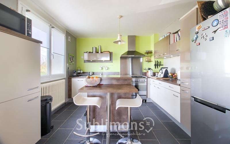 Maison - 163 m² - 6 pièces