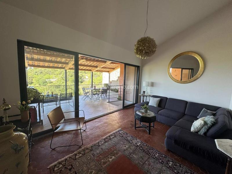 Maison - 278 m² - 9 pièces