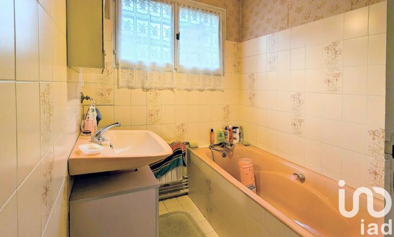 Maison - 230 m² - 5 pièces