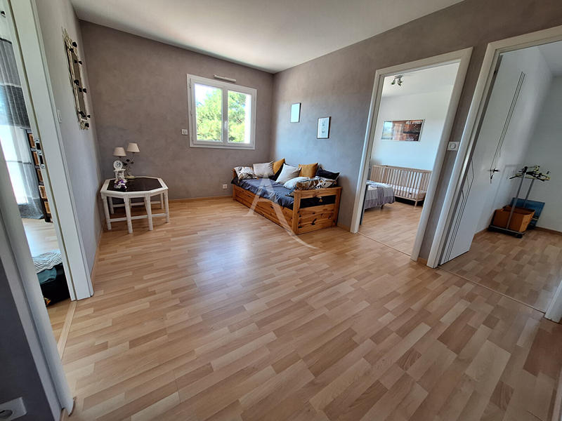 Maison - 151 m² - 6 pièces
