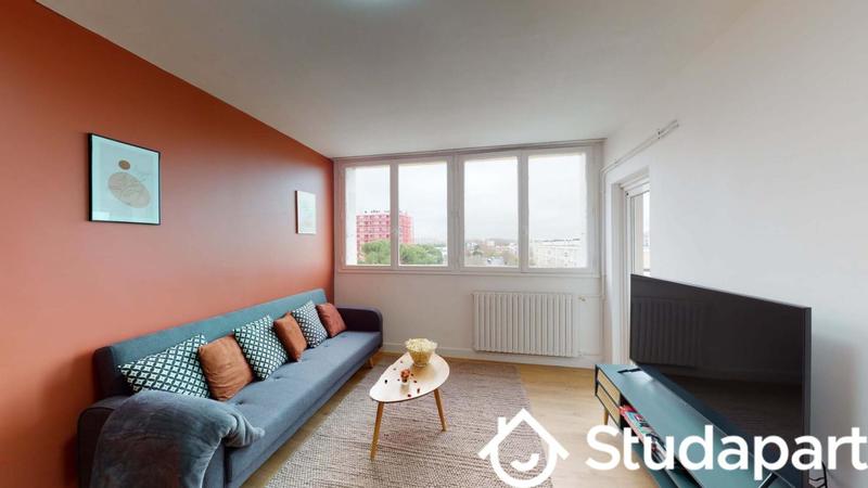 Chambre - 9 m² - 1 pièce