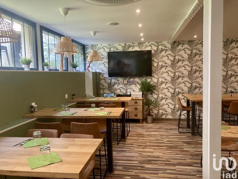 Local commercial - 210 m²