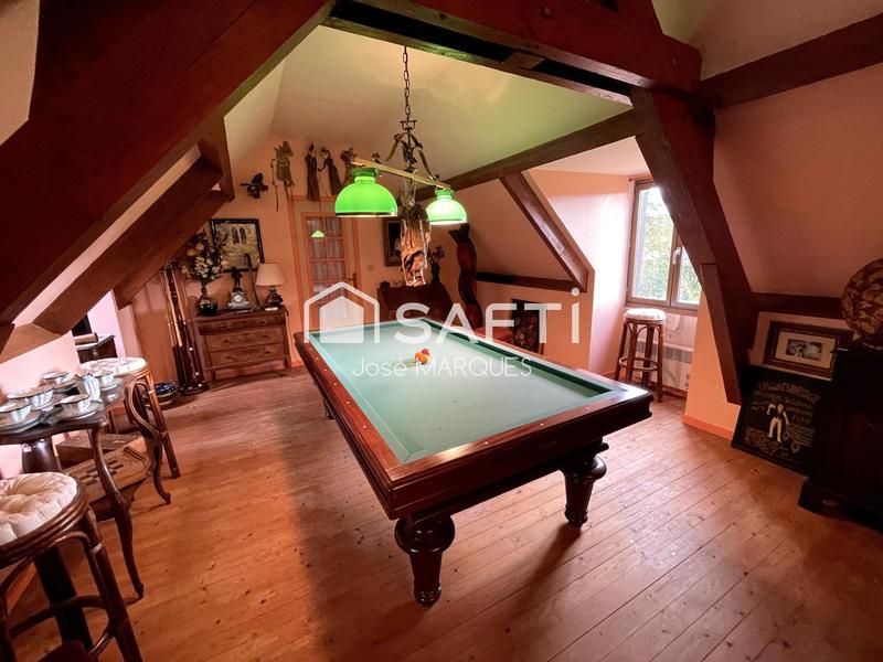Maison - 266 m² - 7 pièces