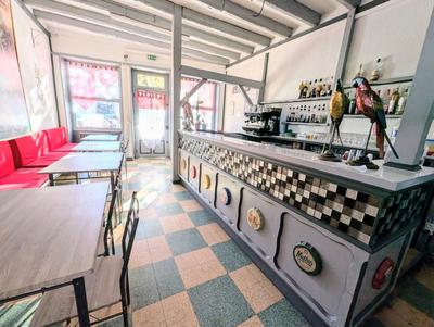 Fonds de commerce - 670 m²